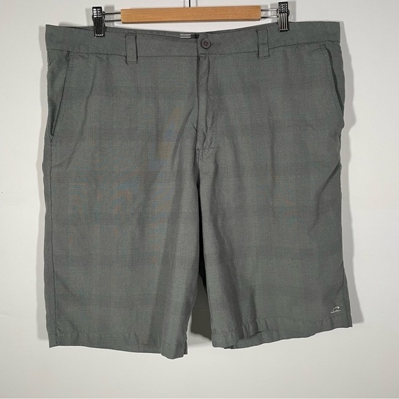 O’NEILL Shorts Gray Plaid Men’s 10 inch inseam Skate Surf Bottoms Size 40 - Picture 1 of 6